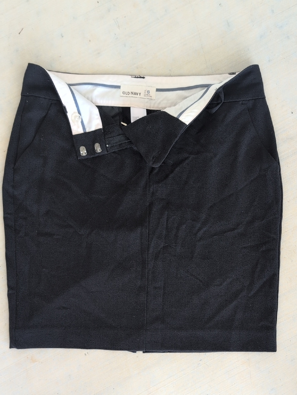 Old Navy Black Straight Pencil Skirt, Size 6